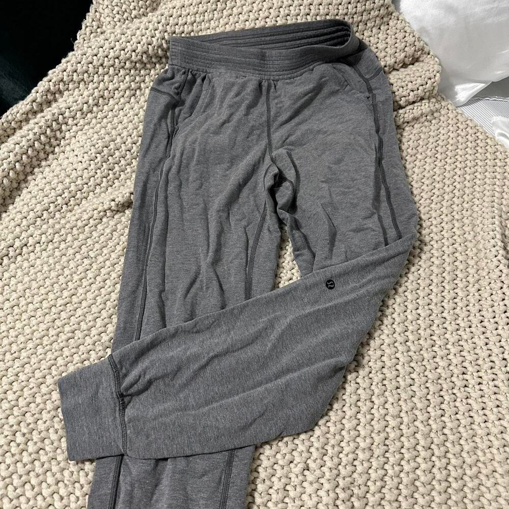 Lululemon grey joggers loungewear - Picture 2 of 3